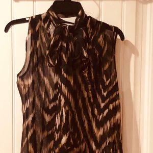 Sheer tank w neck tie